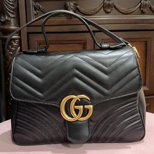 GG Marmont small top handle bag in EUC❤️